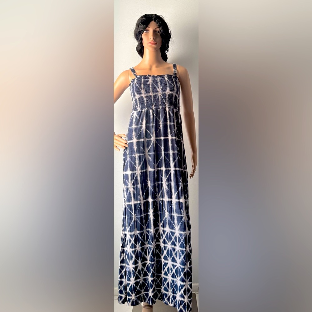 Soma Wknd Smocked Maxi Dress Jersey Knit Tie Dye Removeable Straps Blue Sz M